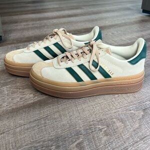 Adidas Gazelle Bold Platform Cream & Green Sneakers Women’s Size 5.5